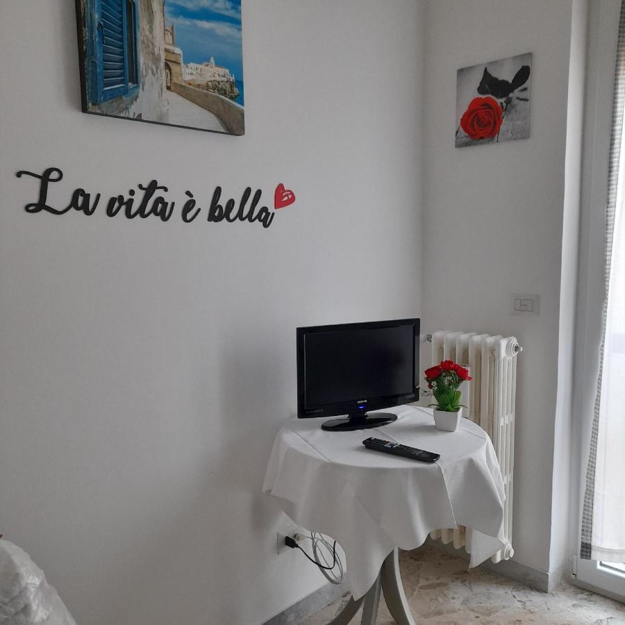 Sweet Night In Bari Apartment Exterior photo
