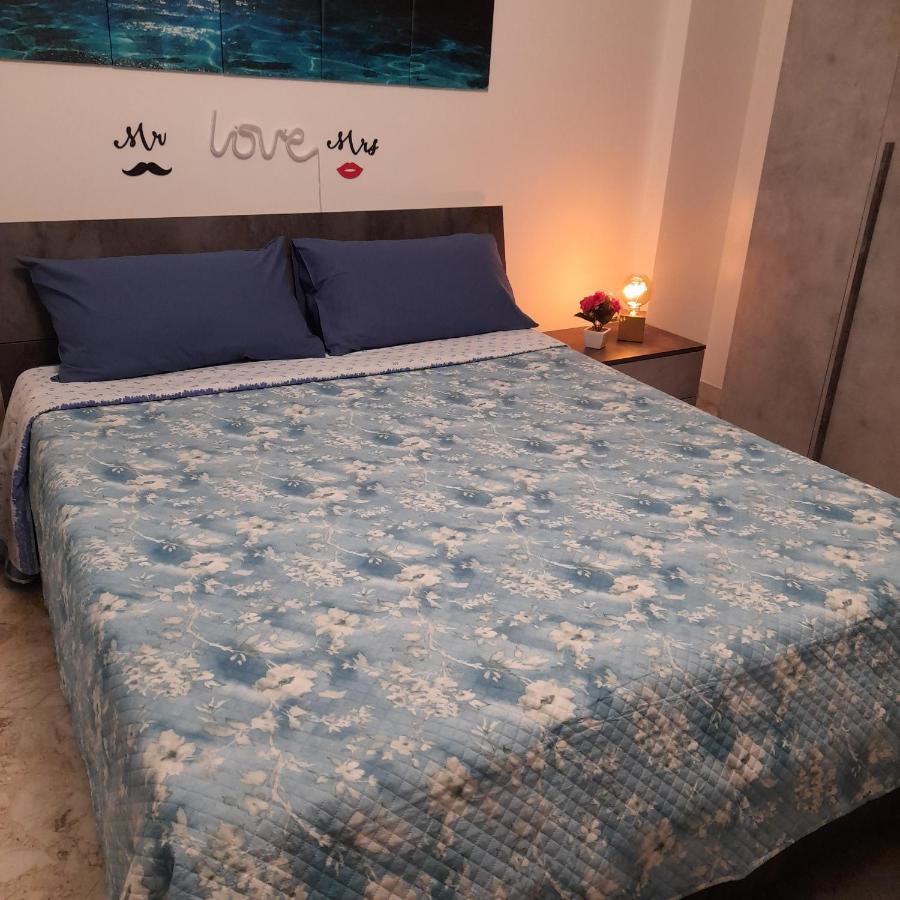 Sweet Night In Bari Apartment Exterior photo